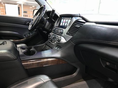 Used 2016 Chevrolet Tahoe LT w/ Luxury Package image 14