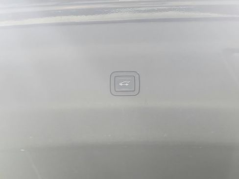 Used 2023 Chevrolet Tahoe Premier RWD image 51