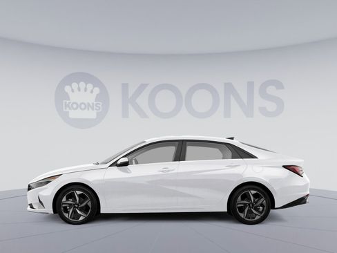 Certified 2023 Hyundai Elantra Limited w/ Cargo Package FWD image 2