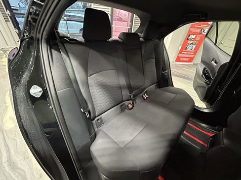 Used 2022 Toyota Corolla SE image 6