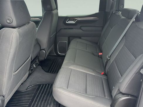 Used 2022 Chevrolet Silverado 1500 LT image 9