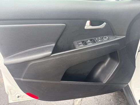 Used 2014 Kia Sportage LX image 9