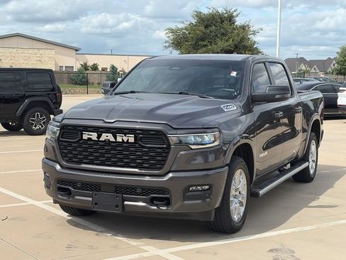 Used 2026 RAM 1500 Lone Star AWD/4WD image 3