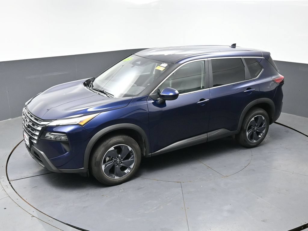 Used 2025 Nissan Rogue SV FWD image 35
