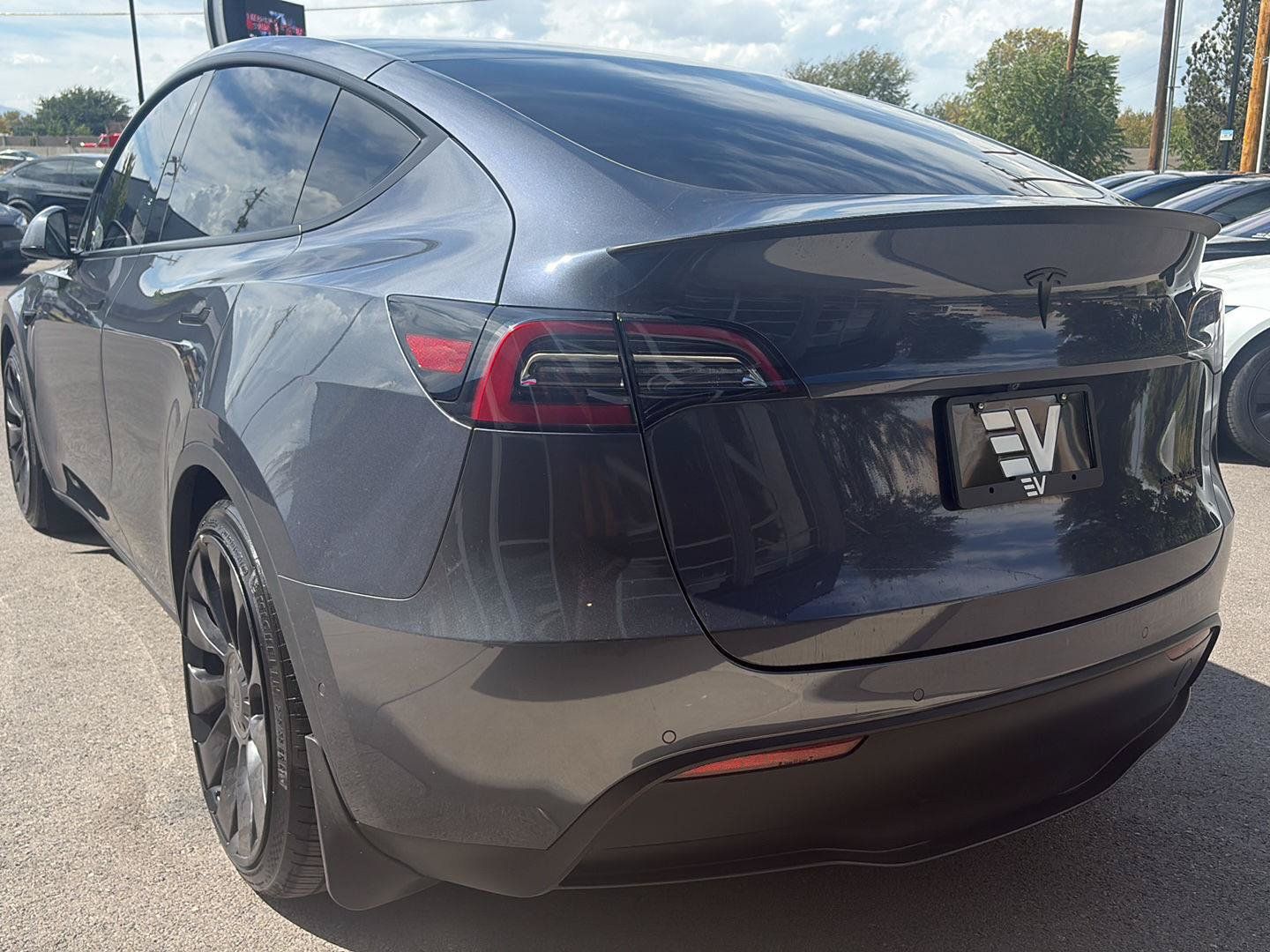 Used 2022 Tesla Model Y Performance AWD/4WD image 6