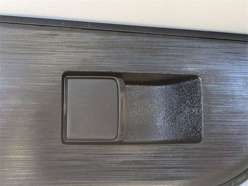 New 2026 Nissan Rogue SV image 25