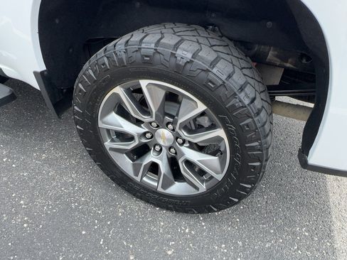 Certified 2024 Chevrolet Silverado 1500 LT AWD/4WD image 7