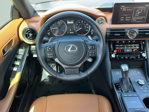 Used 2025 Lexus IS 350 F Sport RWD image 11