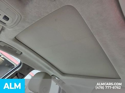 Used 2016 Cadillac XTS Platinum FWD image 5