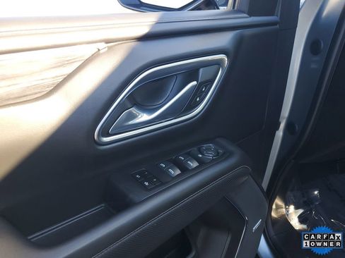 Used 2023 GMC Yukon SLT image 23