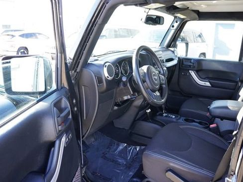 Certified 2016 Jeep Wrangler Unlimited Sahara image 15