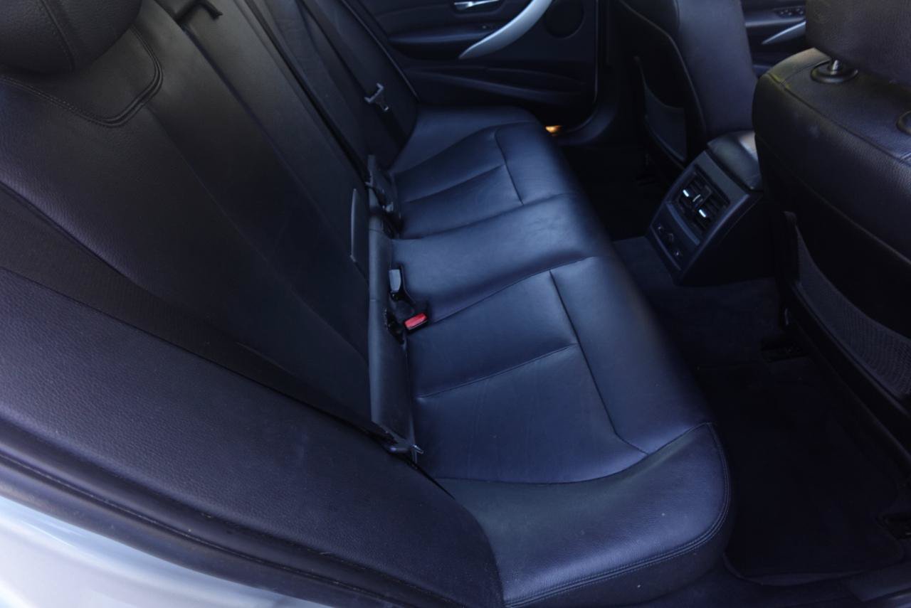 Used 2013 BMW 328i xDrive Sedan AWD/4WD image 15