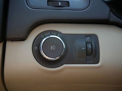 Used 2016 Buick Regal AWD image 16