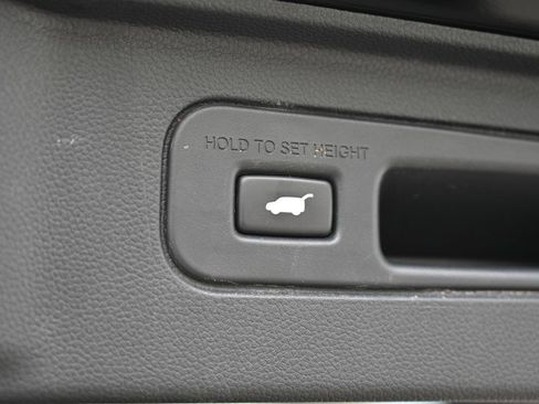Used 2023 Honda Pilot Elite image 24