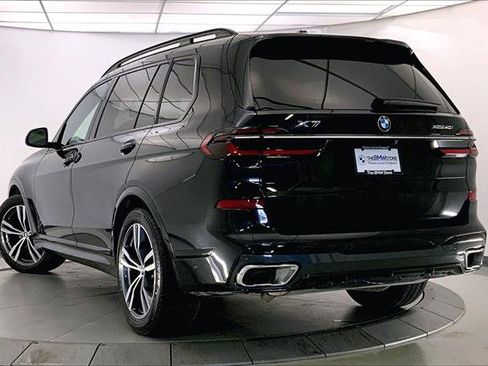 Certified 2024 BMW X7 xDrive40i w/ M Sport Package image 10