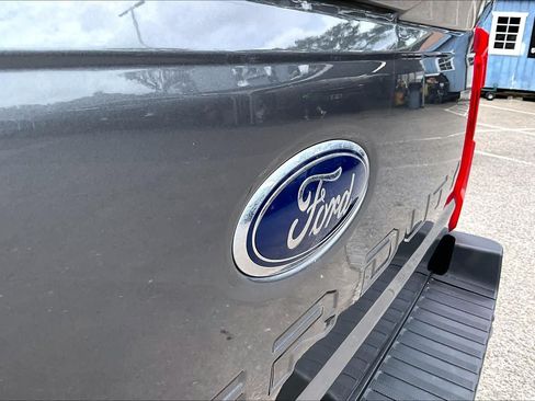 Used 2024 Ford F250 Lariat w/ Lariat Ultimate Package AWD/4WD image 33