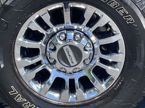 Certified 2020 Ford F250 XLT w/ XLT Premium Package image 34