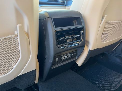 Used 2023 Jeep Grand Cherokee 4WD 4xe image 23