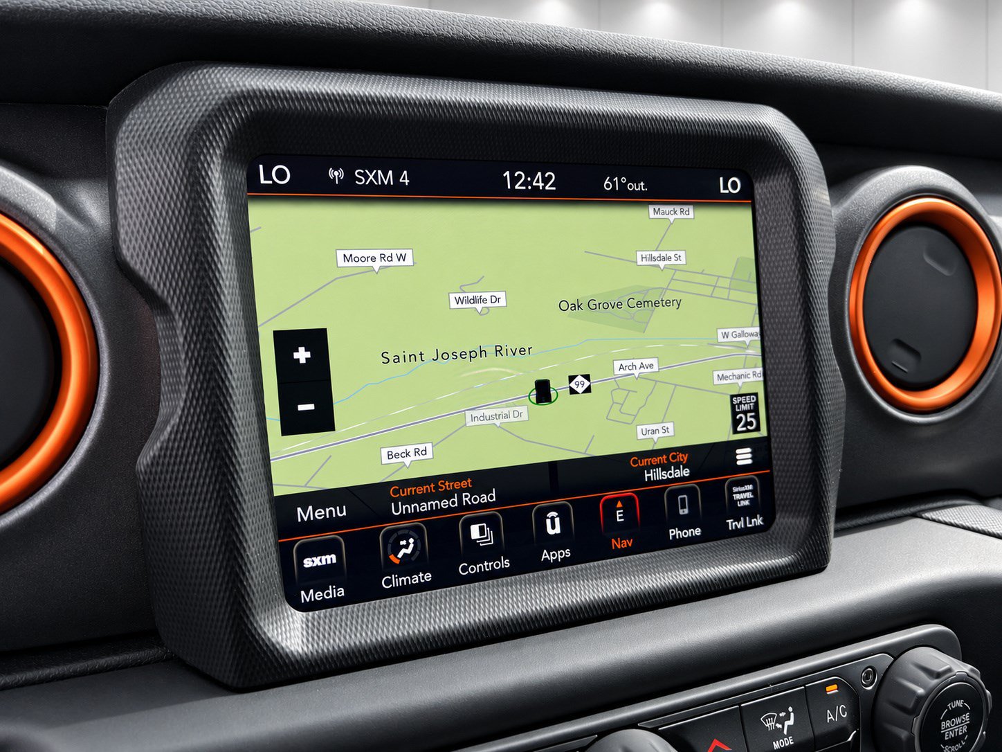 Used 2022 Jeep Gladiator Mojave AWD/4WD image 19