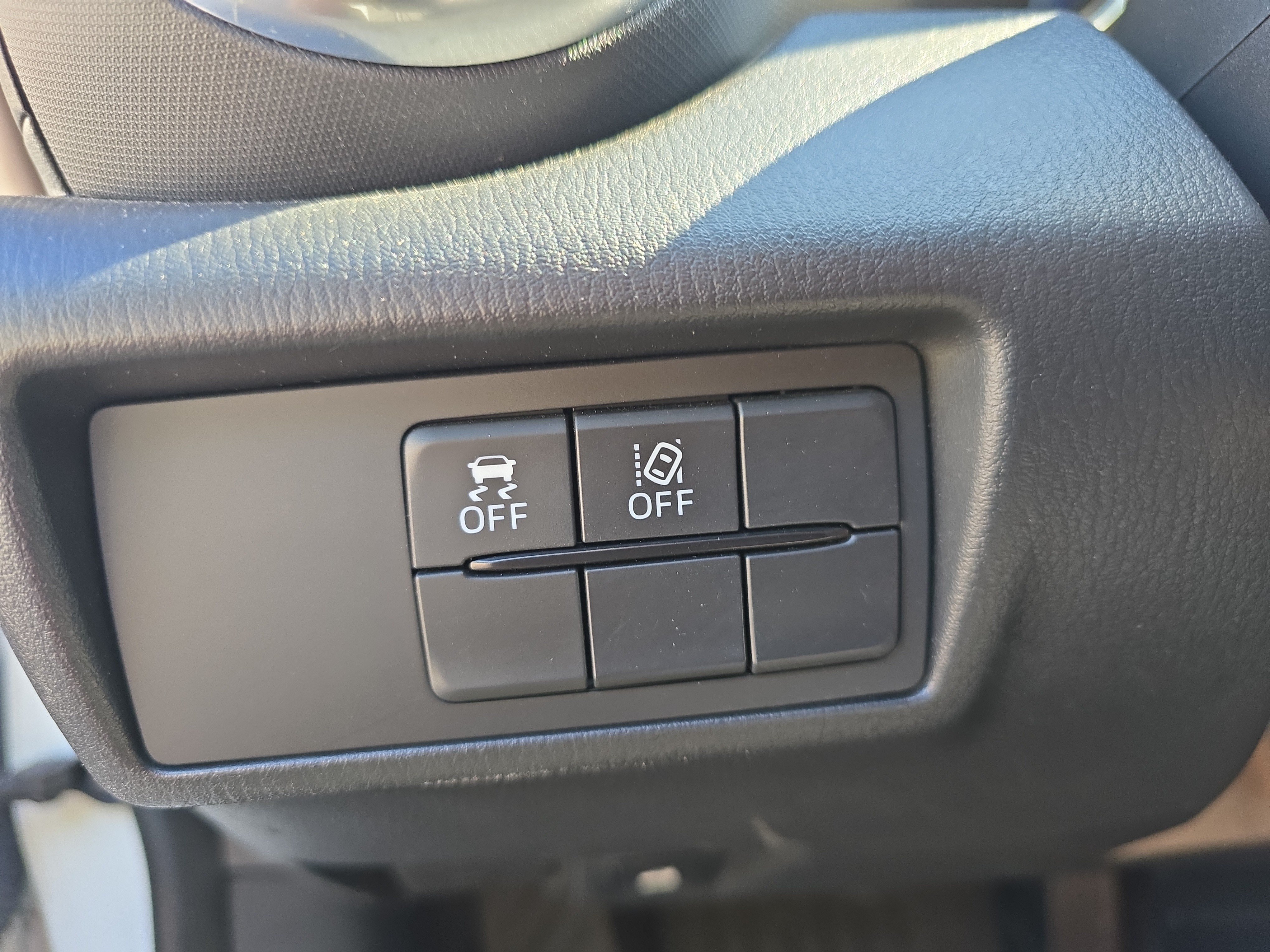 Used 2019 MAZDA MX-5 Miata RF Grand Touring RWD image 16