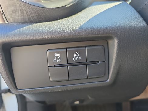Used 2019 MAZDA MX-5 Miata RF Grand Touring RWD image 16
