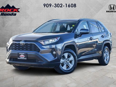 Used 2019 Toyota RAV4 XLE image 1