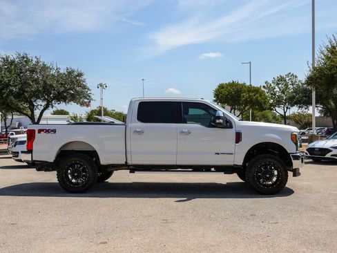 Used 2017 Ford F250 Lariat w/ Chrome Package AWD/4WD image 8