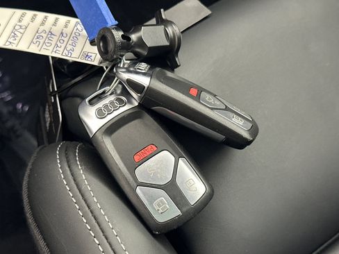 Used 2024 Audi SQ5 Premium Plus w/ Premium Plus Package image 24