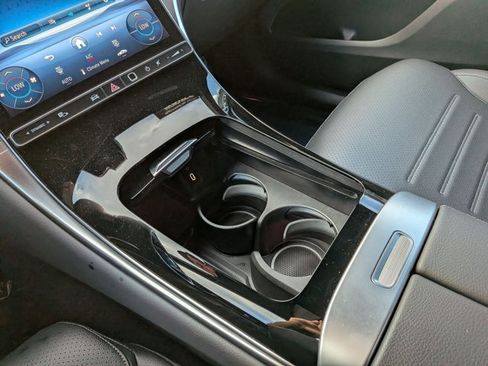 Certified 2025 Mercedes-Benz GLC 300 4MATIC image 11