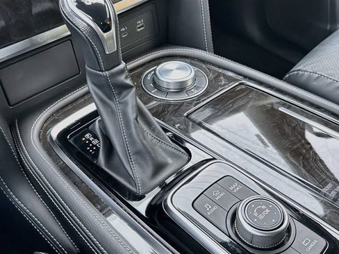 Certified 2024 INFINITI QX80 Luxe AWD/4WD image 18