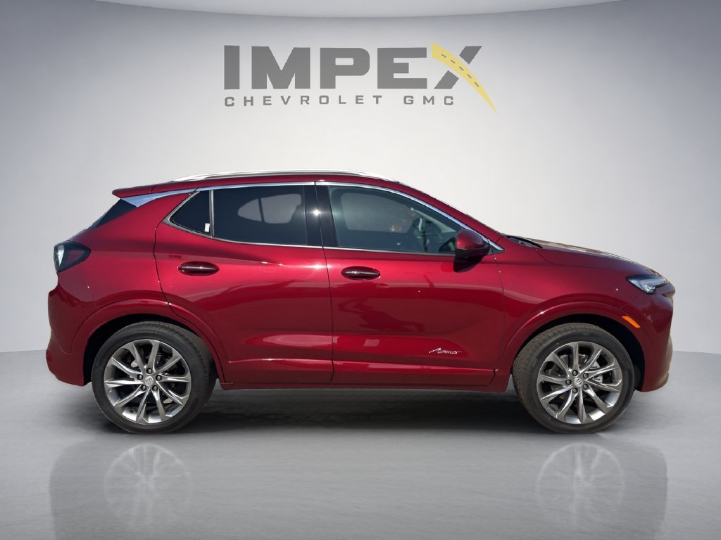 Used 2024 Buick Encore GX Avenir w/ Avenir Technology Package FWD image 7