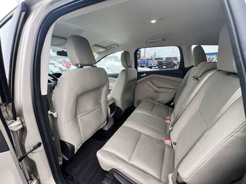 Used 2018 Ford Escape SE image 28