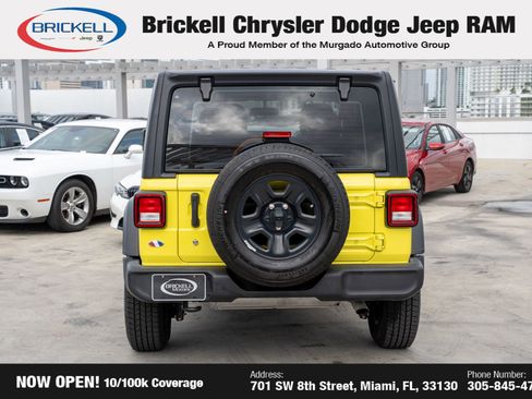 Used 2022 Jeep Wrangler Sport image 6