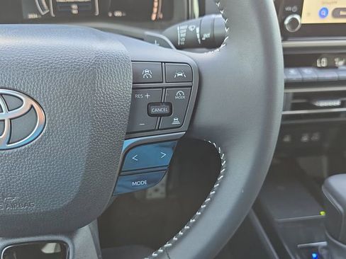 Used 2026 Toyota Camry SE w/ Convenience Package image 17