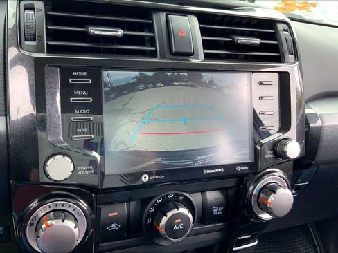 Used 2023 Toyota 4Runner 40th Anniversary SE AWD/4WD image 27