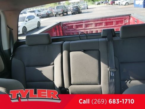 Used 2018 GMC Sierra 1500 SLE w/ SLE Value Package AWD/4WD image 41