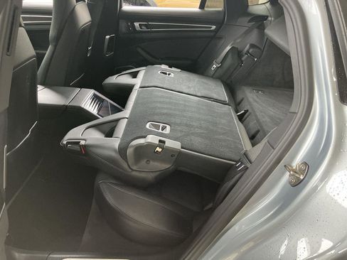 Used 2023 Porsche Panamera Platinum Edition w/ Sportdesign Package image 29