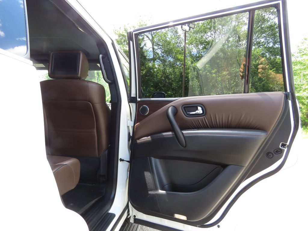 Used 2020 Nissan Armada Platinum w/ Platinum Reserve Package AWD/4WD image 15