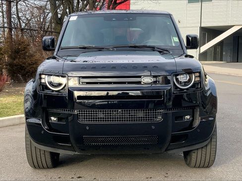 New 2026 Land Rover Defender 110 V8 AWD/4WD image 3