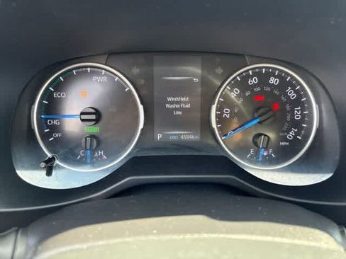 Used 2022 Toyota RAV4 LE AWD/4WD image 15