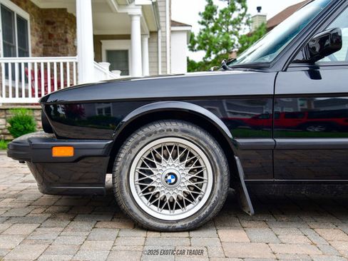 Used 1988 BMW M5 image 4