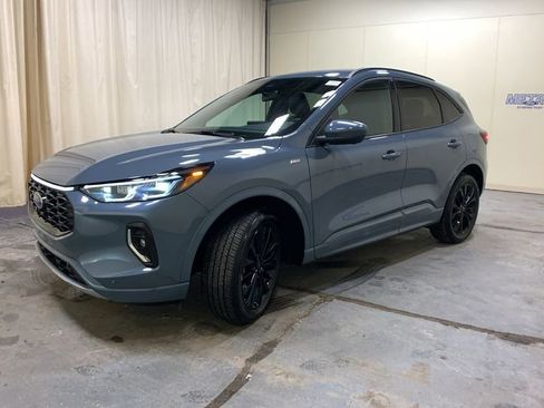 Used 2023 Ford Escape ST-Line Elite image 46