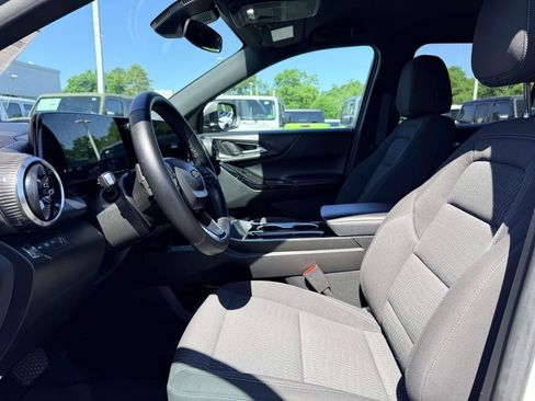 Used 2025 Chevrolet Equinox LT AWD/4WD image 25