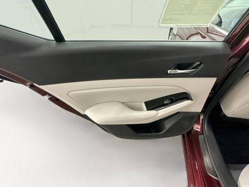 Used 2024 Nissan Altima 2.5 SL AWD/4WD image 27