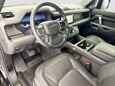 Used 2023 Land Rover Defender 110 X-Dynamic SE image 9