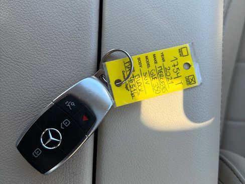 Used 2021 Mercedes-Benz GLE 350 4MATIC image 31