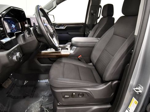 Used 2024 GMC Sierra 1500 Elevation w/ Preferred Package AWD/4WD image 14