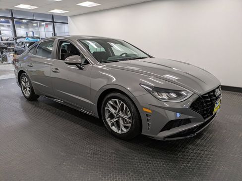 Certified 2023 Hyundai Sonata SEL image 3