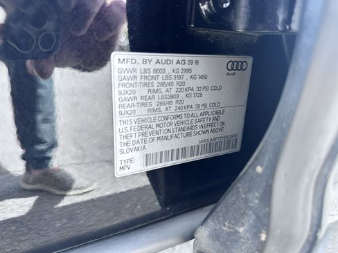 Used 2017 Audi Q7 3.0T Premium Plus w/ Premium Plus Package image 28