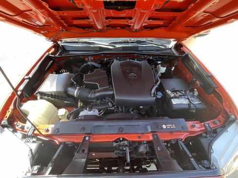 Used 2016 Toyota Tacoma TRD Sport w/ Towing Package RWD image 43